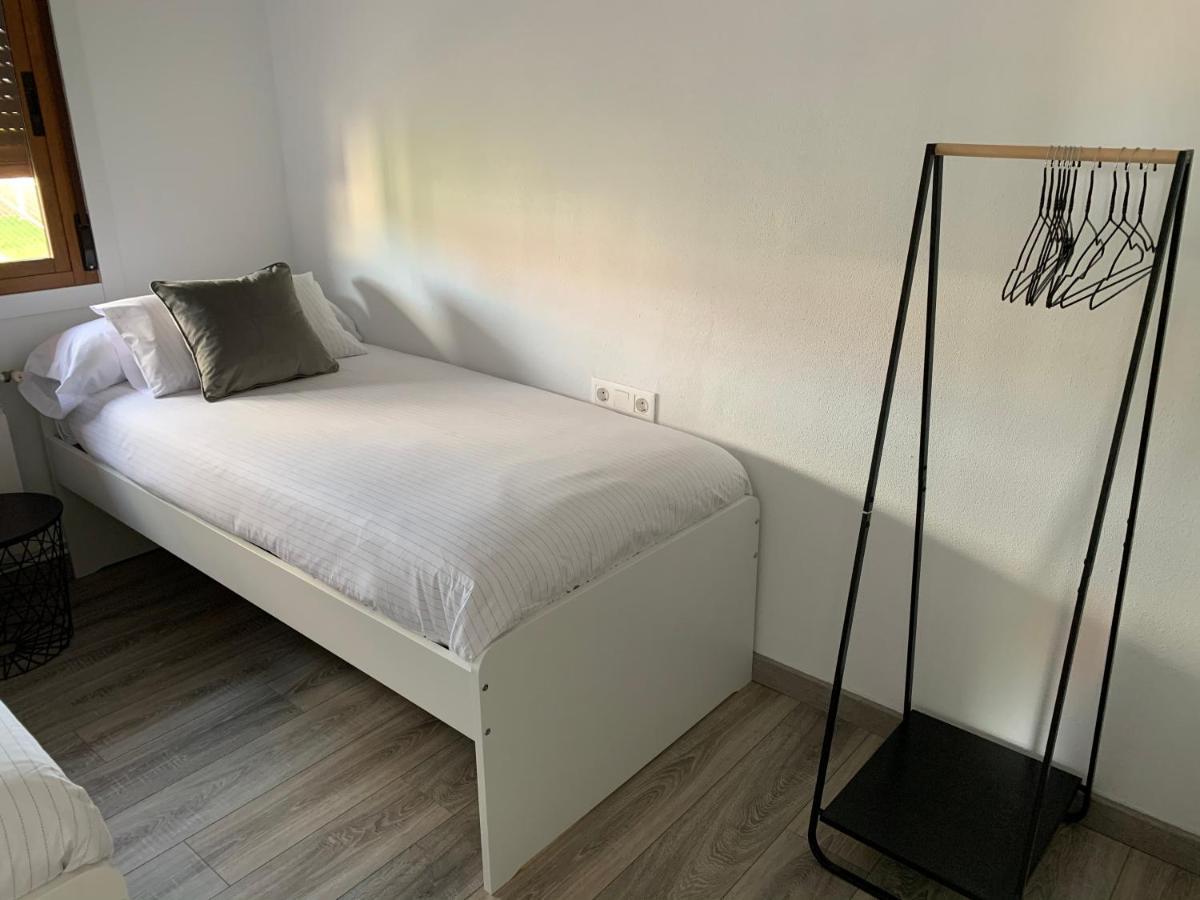 Ferienwohnung A Casa Vermella Con Jardin A 10 Minutos De Santiago De Compostela Ortono Exterior foto
