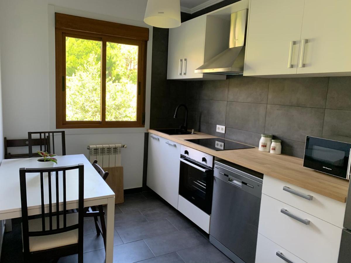 Ferienwohnung A Casa Vermella Con Jardin A 10 Minutos De Santiago De Compostela Ortono Exterior foto
