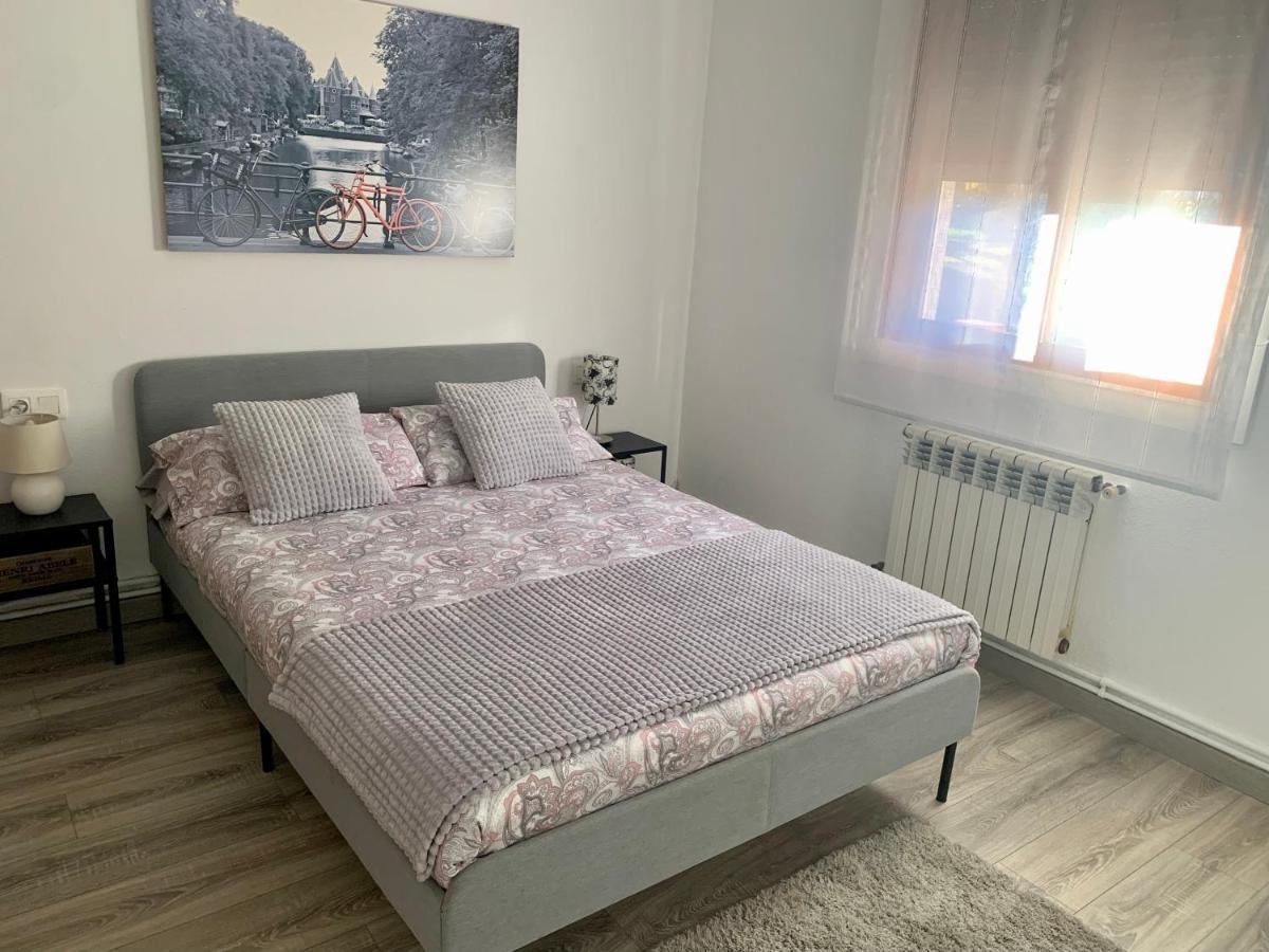 Ferienwohnung A Casa Vermella Con Jardin A 10 Minutos De Santiago De Compostela Ortono Exterior foto