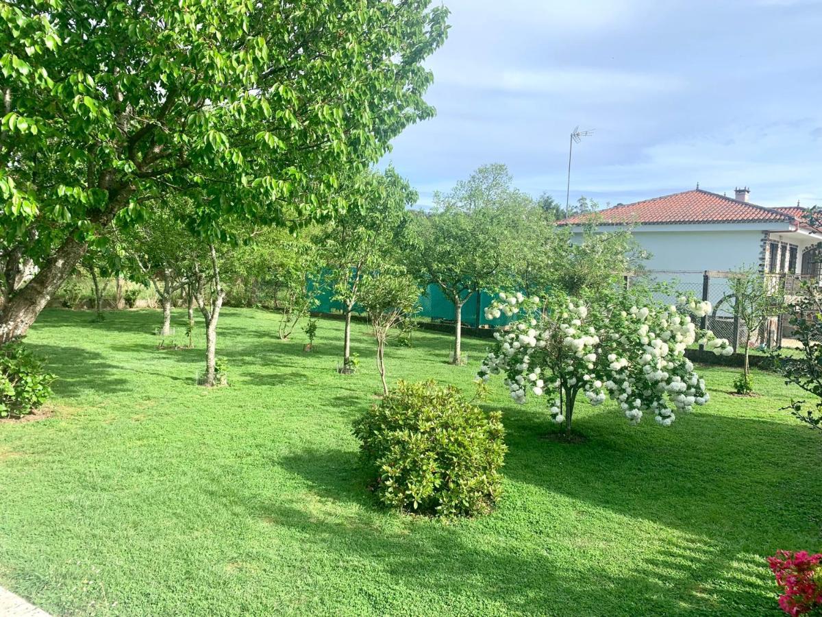 Ferienwohnung A Casa Vermella Con Jardin A 10 Minutos De Santiago De Compostela Ortono Exterior foto